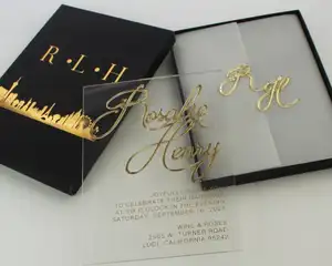 Custom Luxe Goudfolie Chique Vellum Papieren Jas 3d Naamletters Zwart Acryl Bruiloft Uitnodigingsdoos