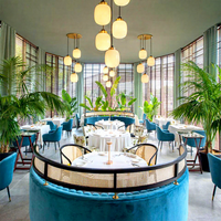 Ensemble de sièges de restaurant de style nordique personnalisé, banquette, chaise en bois, dossier en rotin, table et chaise de café, design d'intérieur