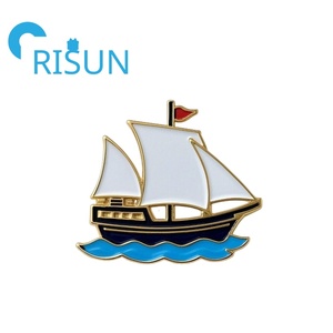 Souvenirs Custom ized Emaille Schiff Lights hip Segelboot Segeln Emaille Pins Custom Emaille Ships Seafarer Segelschiff Anstecknadel - Product Image 3