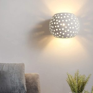 Applique murale géométrique moderne en plâtre blanc ajouré à haute transmission, Luminaire décoratif d'intérieur pour salon, chambre, escalier, couloir - Product Image 3