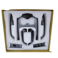Nouvelle arrivée pour Toyota Land Cruiser LC300 Accessoires d'intérieur de voiture Kits intérieurs en fibre de carbone et ABS de qualité supérieure