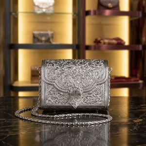 Porte-monnaie rectangulaire Chitai en laiton plaqué argent, fait main, Code Silver - Product Image 3
