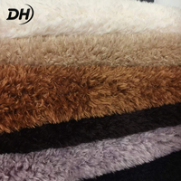 Tissu en peluche Sherpa uni en polyester anti-peluchage pour la mode, les vêtements d'extérieur, le textile de maison, la chaussure, la décoration et les cadeaux (vente en gros)