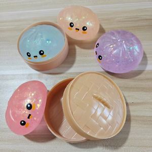 ของเล่นซิลิโคนนุ่มปรับแต่งได้สำหรับเด็กและวัยรุ่น - ของเล่นบีบสควิชชี่สุดฮิต - Product Image 1