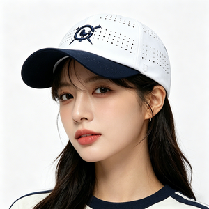 Casquette de golf et de baseball perforée blanche marine avec broderie de logo, respirante et réglable, pour hommes et femmes, en tissu standard - Product Image 1