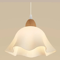 Simple et pratique fleurs de fer salon fond mur lustre chaud et romantique chambre chevet acrylique suspension lumière