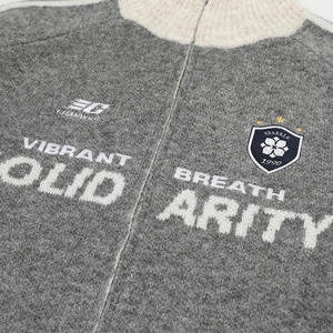 Chaqueta de béisbol de punto con cuello medio alto y letras jacquard sueltas, a la moda, al por mayor - Product Image 6