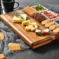 Ensemble de planches à charcuterie en bois d'acacia écologique de qualité supérieure avec tiroir coulissant et kit de couteaux en acier inoxydable pour cadeaux de mariage et de pendaison de crémaillère