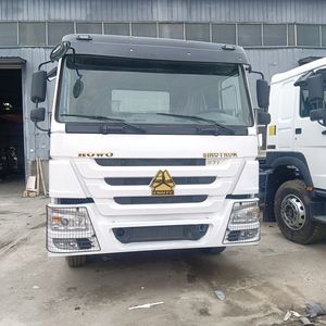 Camion tracteur lourd SINOTRUK 6x4 Euro 2 d'occasion pour semi-remorque plateforme - Product Image 5