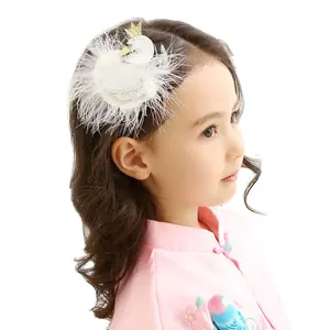 漫画の動物白鳥の女の子ヘアクリップヘアヘッドウェアバレットホット販売ヨーロピアンスタイルヘアギフトキッズラブリークリップ