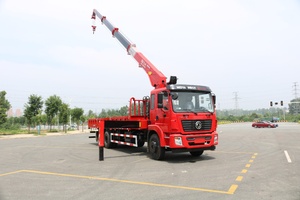 Camión Dongfeng 6x4, Equipado con una Grúa de Brazo de 12 Toneladas, Gran Capacidad de Elevación - Product Image 4
