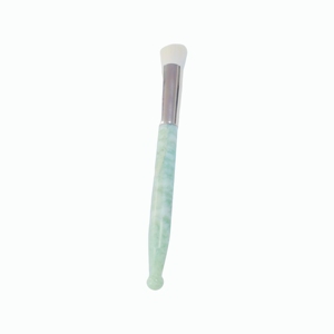 Brocha de Maquillaje Portátil de Jade para Iluminador, con Mango de Jade Verde - Product Image 1