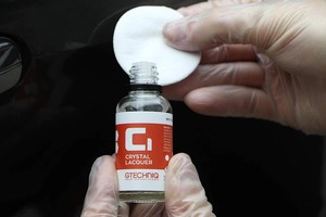 Recubrimiento Cerámico de Grafeno a Base de Laca de Cristal C1 OEM, Transparente, PH2-12, 30ML, Duración de 10 Años, para Autos Nuevos y Usados, Adam's - Product Image 3
