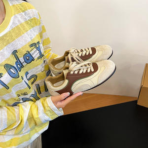 Zapatillas Retro de Mujer con Bloques de Color - Zapatillas Casuales Ligeras y Cómodas con Cordones y Hebilla Frontal para Verano - Product Image 2