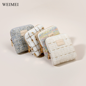 WEIMEI 8-Slot Tweed Jewelry Organizer for Rings <b>Necklaces</b> Bracelets Travel-Friendly Customizable Logo Square Bag Original Design - Product Image 3