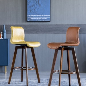 Tabouret <span class=keywords><strong>de</strong></span> <span class=keywords><strong>bar</strong></span> moderne en bois massif scandinave <span class=keywords><strong>de</strong></span> haute qualité pour la cuisine et les cafés, <span class=keywords><strong>chaises</strong></span> <span class=keywords><strong>de</strong></span> salle à manger rondes, MOQ <span class=keywords><strong>6</strong></span> - Product Image 6