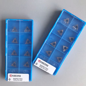 เม็ดมีดทังสเตนคาร์ไบด์ TPGH110304L PR930 ยี่ห้อ Kyocera สำหรับเครื่องกัดซีเอ็นซีและเครื่องกลึง ใบมีดขนาด 12 มม. เคลือบ PCD มี OEM ให้บริการ รับประกัน 3 ปี - Product Image 2