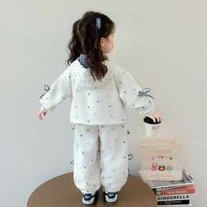 Nouvelle Collection Automne : Ensemble Deux Pièces à Capuche Dessin Animé pour Filles – Sweat à Capuche Adorable + Pantalon de Survêtement à Revers – Tenue Décontractée pour Bébés Filles - Product Image 4