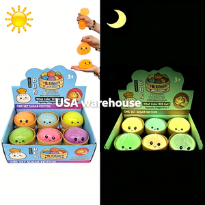Jouets anti-stress mystère à presser en forme de boulette lumineuse et scintillante colorée, en provenance de notre entrepôt aux États-Unis pour Halloween - Product Image 4