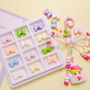 Accessoires de chaîne de téléphone portable faits à la main dessin animé mignon DIY Trou droit Acrylique Perles en vrac Lucite Matériaux de fabrication de bijoux - Product Image 3