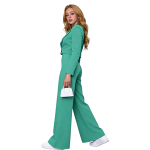 Completo Donna 2025 Nuovo Top e Pantaloni Casual Stile Vintage per Uso Quotidiano Set Tessuto Tinta Unita - Product Image 4