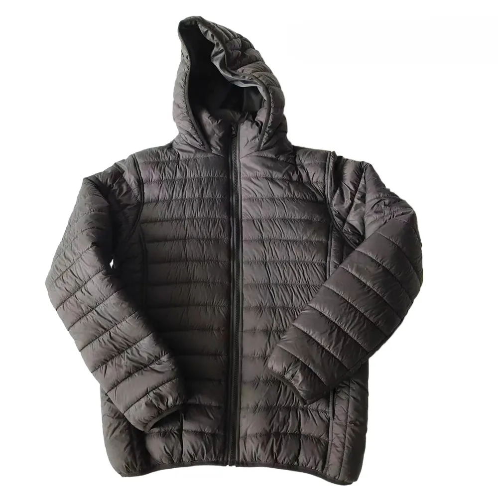 Günstige leichte warme Enten feder benutzer definierte Logo Nylon schwarz Kapuze Winter Bubble Puff gefüllt Puffer Jacken Mantel für Männer