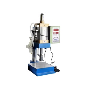 Petite presse <span class=keywords><strong>pneumatique</strong></span> Petite presse <span class=keywords><strong>pneumatique</strong></span> à colonne unique 110/220V Poinçonneuse Force réglable 120Kg Poinçonneuse - Product Image 3