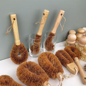 Juego de Cepillos de Cocina de Madera de Bambú Ecológicos Naturales con Cerdas de Fibra de Coco para Limpiar Platos, Botellas y Ollas - Product Image 1