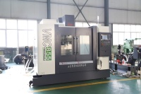 Machine de fraisage CNC VMC850 verticale à 3 et 4 axes à vendre