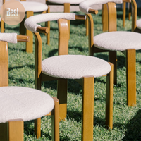 Chaise de salle à manger empilable en bois massif rustique avec siège confortable pour hôtel, restaurant, villa, utilisation intérieure et extérieure