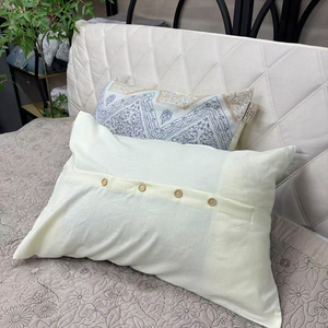 Fodera per cuscino decorativa in stile etnico, in canapa tinta in filo, in twill, stile country, confezione da due con bottoni - Product Image 1