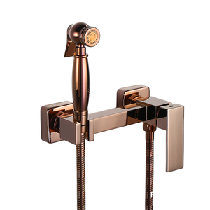 Современный поворотный распылитель для биде - Product Image 1