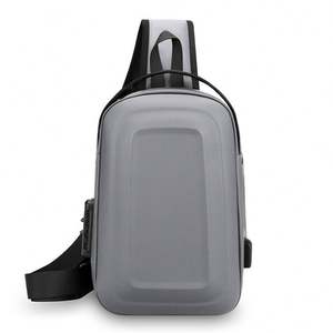 กระเป๋าคาดเอวผู้ชายสำหรับเล่นกีฬากลางแจ้ง วัสดุ PU พร้อมลายเข็มขัด ปิดด้วยซิป ดีไซน์ทันสมัย สไตล์นักศึกษา - Product Image 2