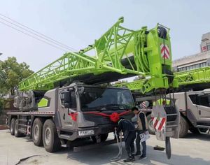 Grúa Hidráulica para Camión de 25 Toneladas ZOOMLION ZTC250V532, Grúa Móvil de Servicio Pesado para Proyectos de Construcción, Elevación de Puentes y Carreteras - Product Image 4