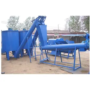 Plastic flakes washing tank