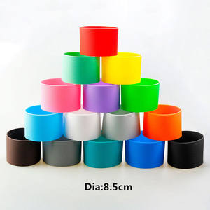 Funda de silicona antideslizante y resistente al calor compatible con copas de 8,5 cm de diámetro Protector de agarre antideslizante para vasos de 20-30oz - Product Image 1