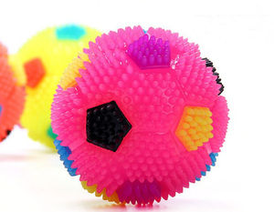 Pelotas de Juguete Luminosas para Perros, 4 Colores, Juguetes para Masticar para Cachorros, Libres de BPA, No Tóxicas, Pelotas con Púas para Perros - Product Image 3