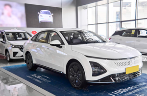 2021 WULING Asta <span class=keywords><strong>SUV</strong></span> FWD essence essence 1.5T 147PS L4 R18 108kW/250Nm CVT Starlight Edition LHD <span class=keywords><strong>Nitro</strong></span> modèle nouvelle voiture d'occasion à vendre - Product Image 2