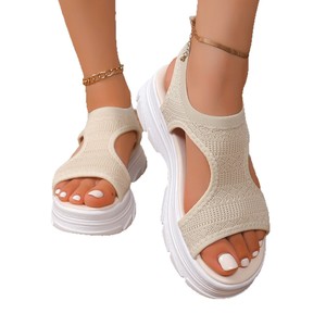 Sandales de sport à semelle épaisse pour femmes, respirantes, nouveau style, grandes sandales de plage décontractées à plateforme - Product Image 5