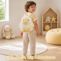 Sac à dos en peluche douce en forme de canard pour enfants avec détails de bec et de pattes, sac à dos animal mignon pour la garderie, les voyages et un cadeau confortable pour les enfants