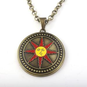 Porte-clés en métal élégant Sun Knight Solare, pendentif émaillé de dessin animé, cadeau pour petit ami ou mari - Product Image 4