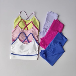 Nouvel ensemble de fitness color block avec dos intégré et élégant pour <span class=keywords><strong>femme</strong></span>, pantalon de yoga à séchage rapide, <span class=keywords><strong>tenue</strong></span> de sport deux pièces pour la course et le cyclisme - Product Image 2