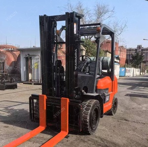MITSUBISHI/TCM/KOMATSU 2.5/3/4/5/7/10/15/16/25/30-Ton <b>Used</b> Diesel Toyota FGZN30 Forklift with Three Master for Sale in shanghai - Product Image 3