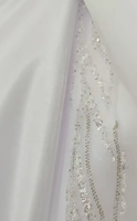 Robe de mariée de bal africaine 2026 ornée de perles et de paillettes, décolleté épaules dénudées, en satin de qualité supérieure avec traîne élégante