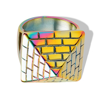 Ventes chaudes, bague en acier inoxydable de haute qualité, pyramide pharaonique égyptienne, plaquée or 18 carats, œil d'Horus, pour hommes