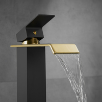 Robinets mitigeurs de lavabo en acier inoxydable intelligents montés sur le pont de luxe