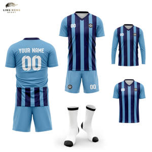 Großhandel Maßgeschneiderte Fußballtrikots und Shorts 100% Polyester Wärmeübertragungsdruck Schnelltrocknend Atmungsaktiv Kurzarm Erwachsene Unisex - Product Image 1