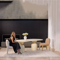 Table à manger ovale en marbre avec piédestal sculptural double en forme d'ampoule, en pierre de travertin naturel, mobilier de salle à manger Wabi Sabi pour villa et maison