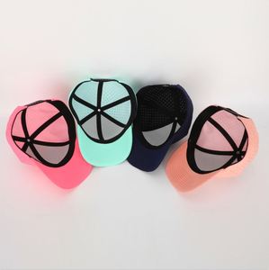 หมวกแก๊ปแบบ Snapback โลโก้ยาง 3 มิติ แบบกำหนดเอง 6 แผง แห้งเร็ว ประสิทธิภาพสูง หมวกเบสบอล สปอร์ต กันน้ำ สำหรับกิจกรรมกลางแจ้ง พร้อมรูระบายอากาศแบบเลเซอร์ - Product Image 6