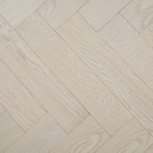 Parquet en chêne blanc brossé multicouche CE, qualité AB, installation facile, système clic, 15 mm, chevrons, pour villa - Product Image 1